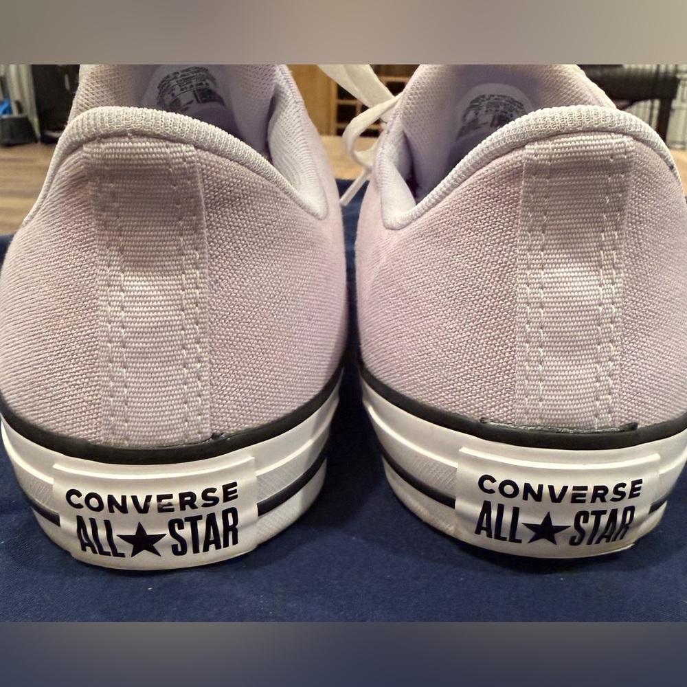 Converse Women's Lilac Sneakers - Picture 3 of 4